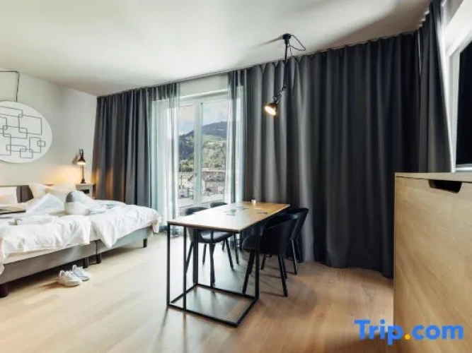1 Bedroom Double Apartment