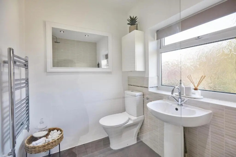 Host Stay Newsam Crescent