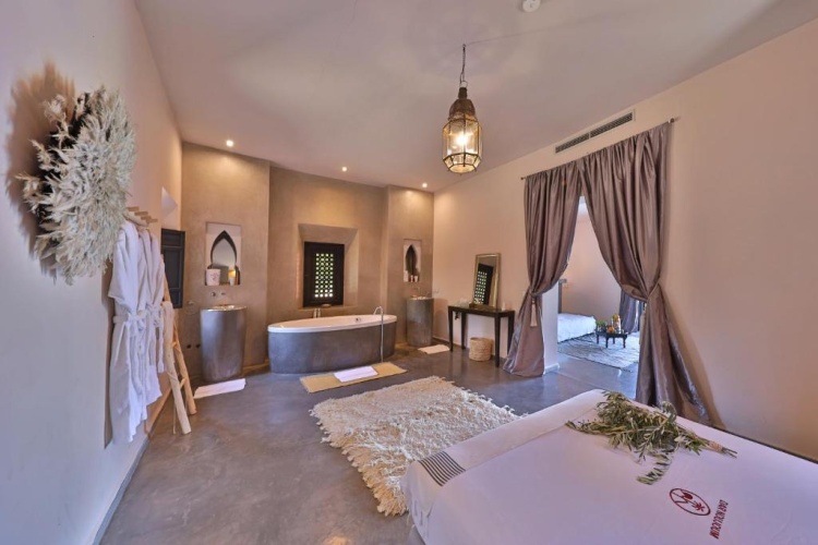 Deluxe Triple room