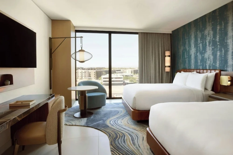 2 Bedrooms Suite with city view
