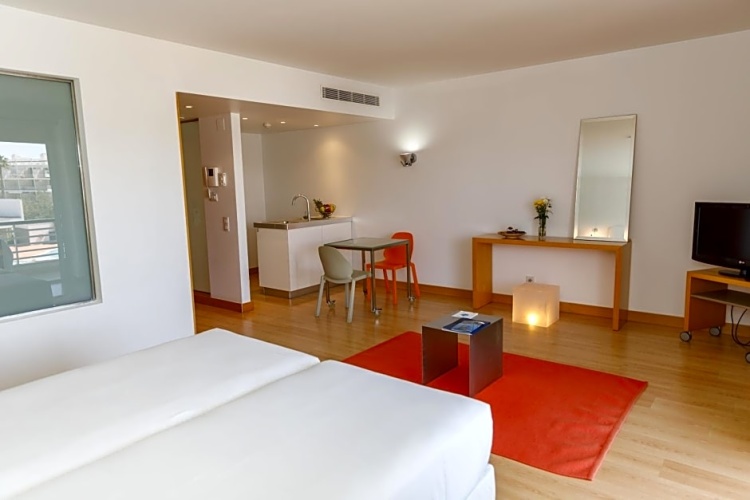 Superior Studio with balcony and with harbour view