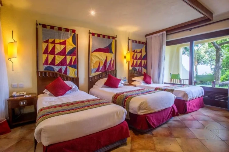 Standard Triple room