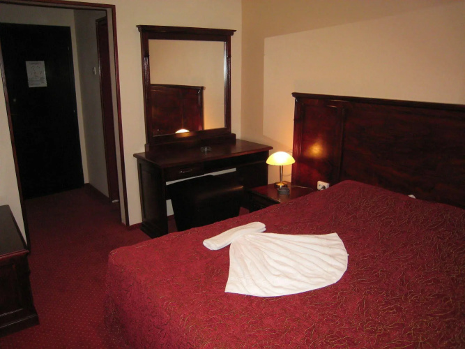 Petrus Hotel