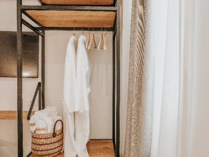 2 Bedrooms Suite with balcony