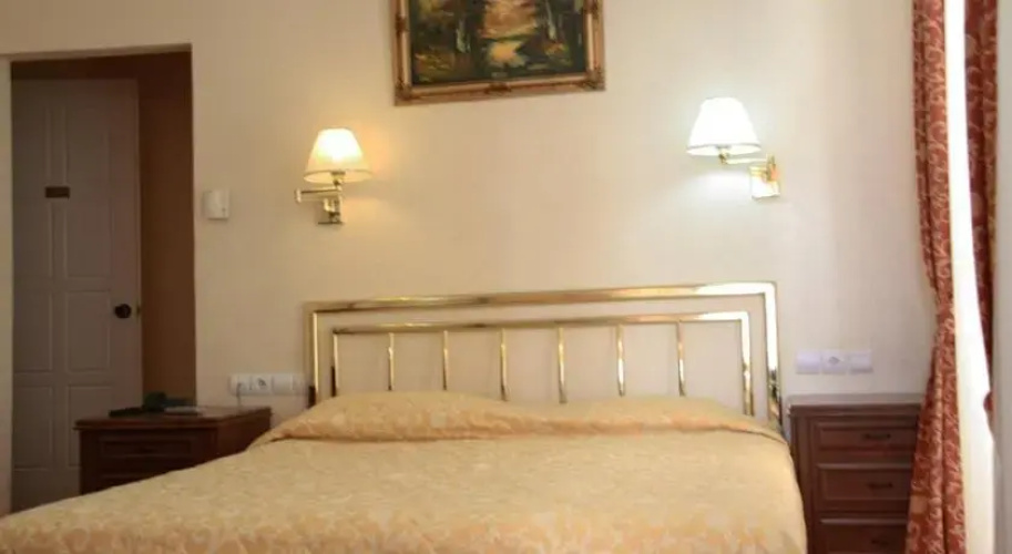 Avra Spa Hotel