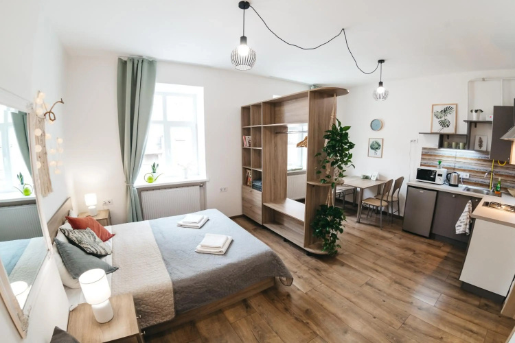 "Green Oasis Apartment"