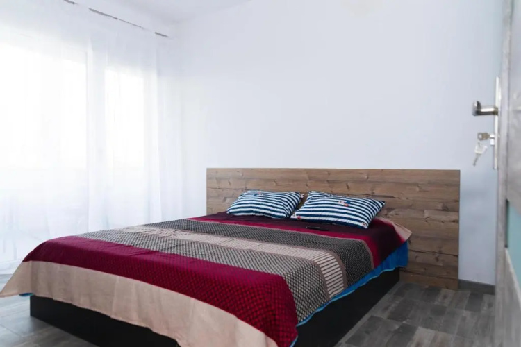 Apartament West