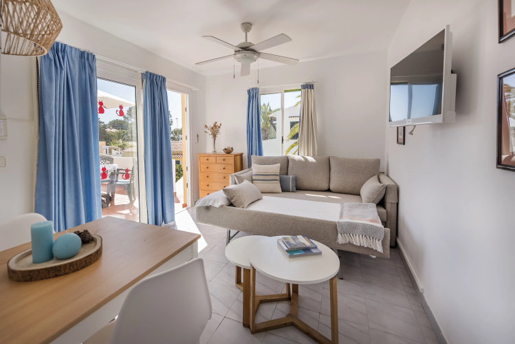 Apartamentos Las Brisas I & II