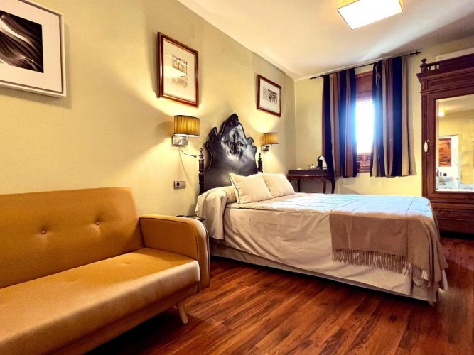 Standard Family room