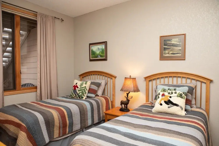 Sunvail S 13e 2 Bedroom Condo by RedAwning