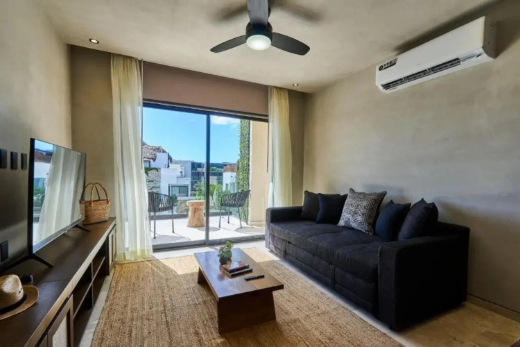 Bakal Residence By Lockey