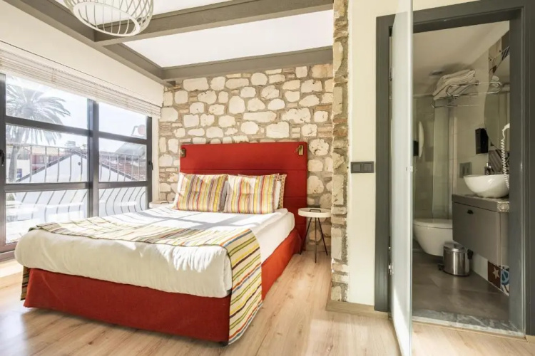 Delightful Flat Near Hadrian s Gate