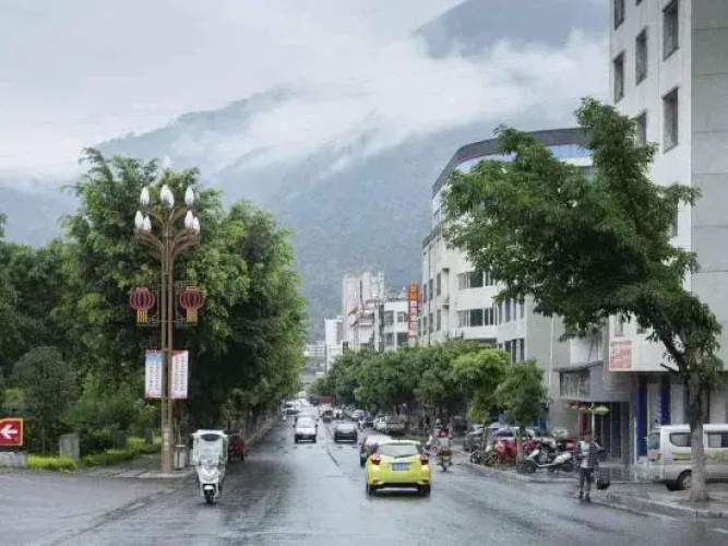 Shimian Furongyuan Hotel