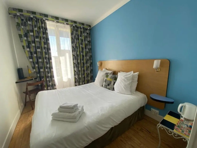 Standard Double room with view