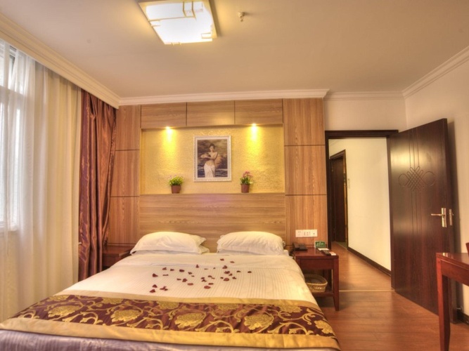 Double Suite
