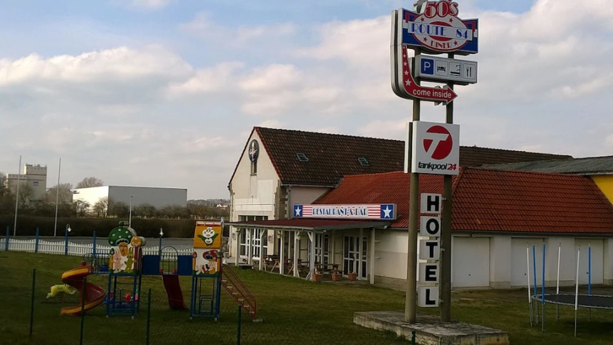 Hotel Route 84