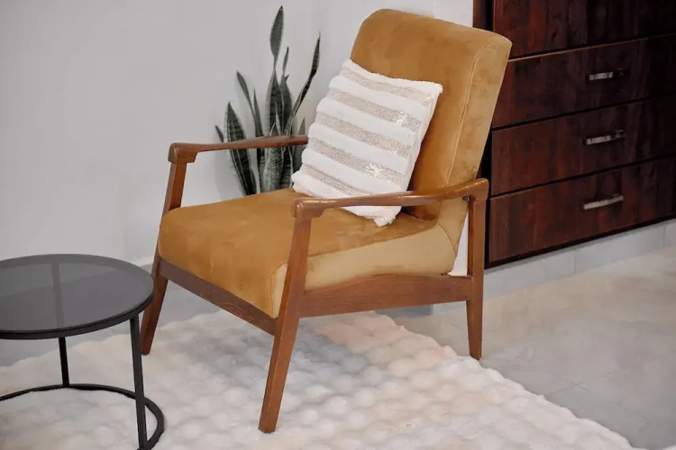 B&S Luxe Living