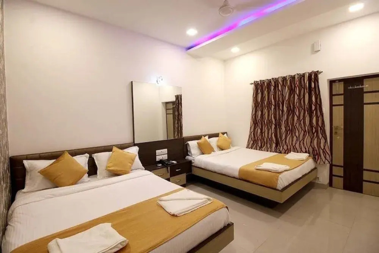 Hotel Golden Residency