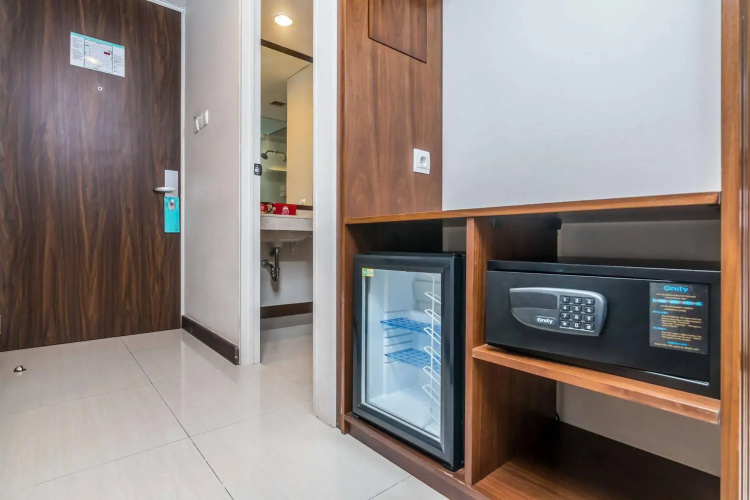 ZEN Rooms Kuta Benesari