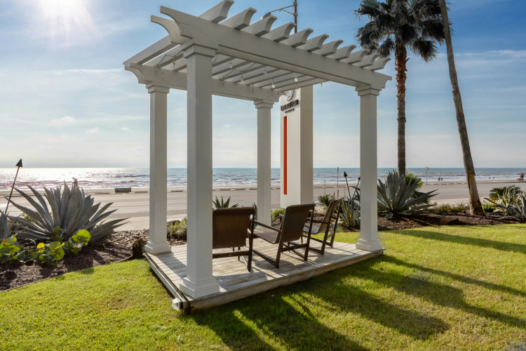 DoubleTree by Hilton Hotel Galveston Beach photo 27