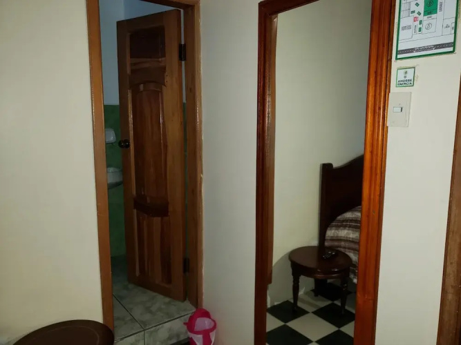 Hostal Monte Real