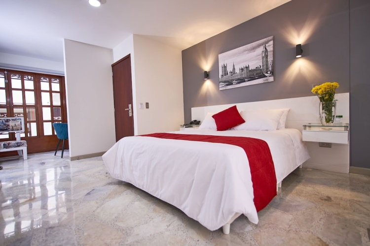 Superior Triple room
