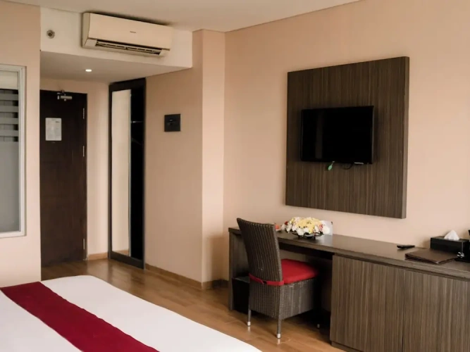 1 Bedroom Deluxe Double room with city view