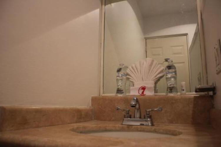 Imagen de Seven Crown Express &amp; Suites Cabo San Lucas