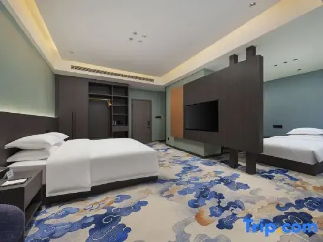 Family No.2 Building room