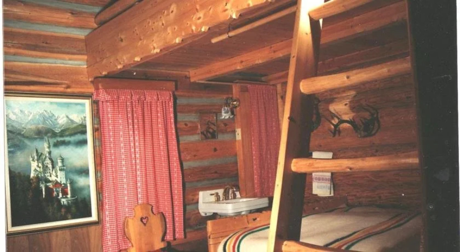 Rocky Mountain Log Chalet