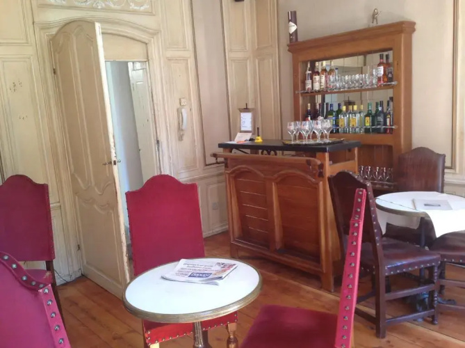 Skindles Guesthouse