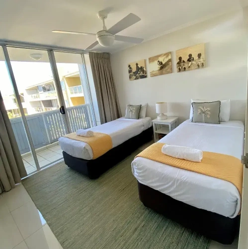 2 Bedrooms Apartment with sea view