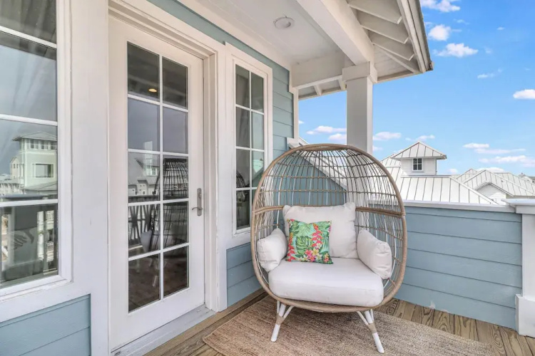 Beach Grace 204 TAI