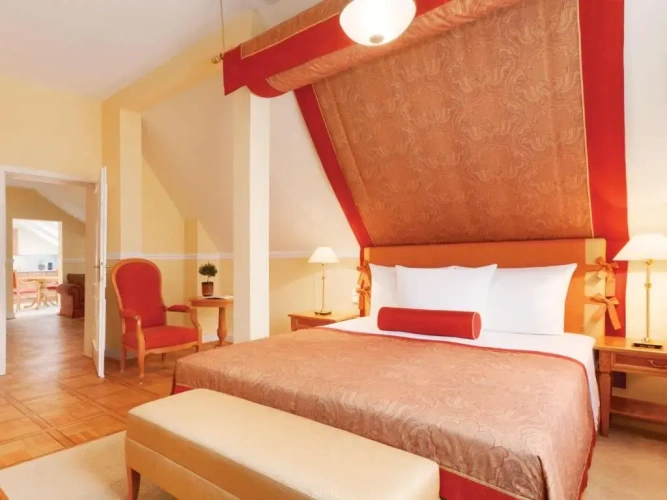 1 Bedroom Classic Double Suite