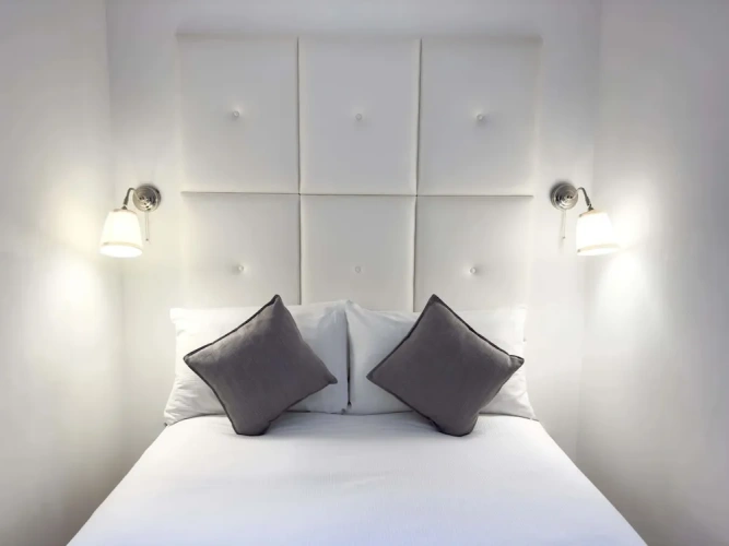 1 Bedroom Standard Suite