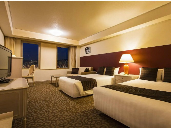 Luke Plaza Hotel