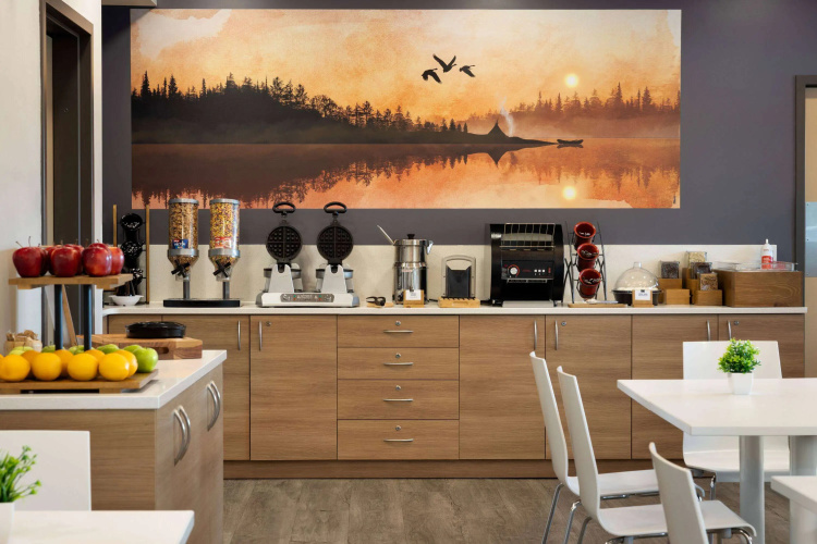 Microtel Inn & Suites By Wyndham Val-D'or photo 11