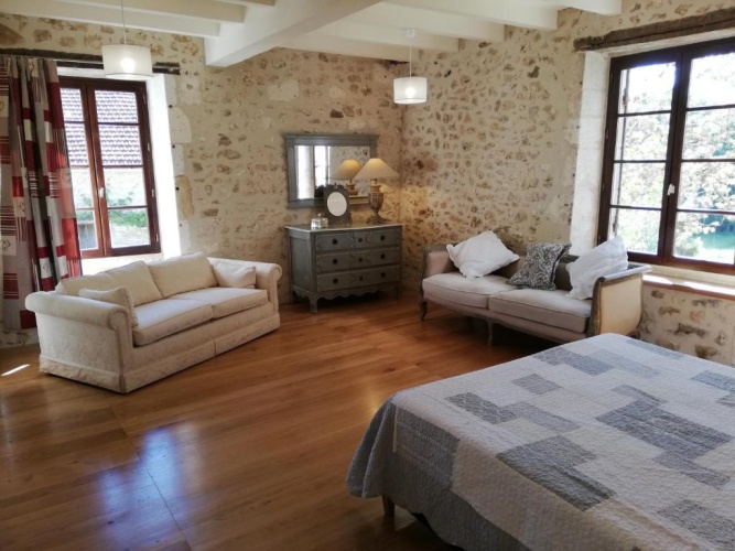 Deluxe Family room