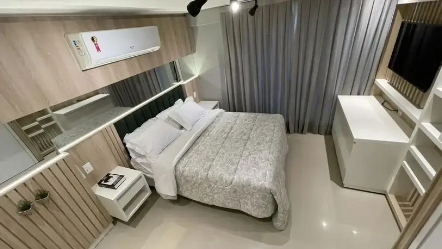 Riverside Residence