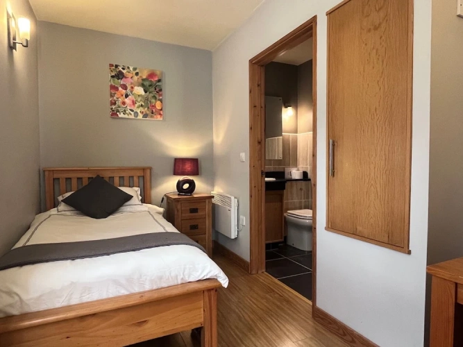 Standard Single room