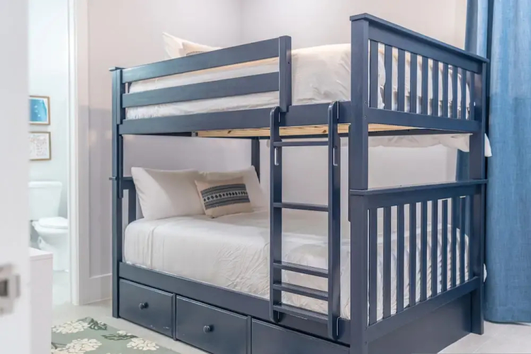 Seas - Naples - 795 108th Ave N - Bonita Springs, FL