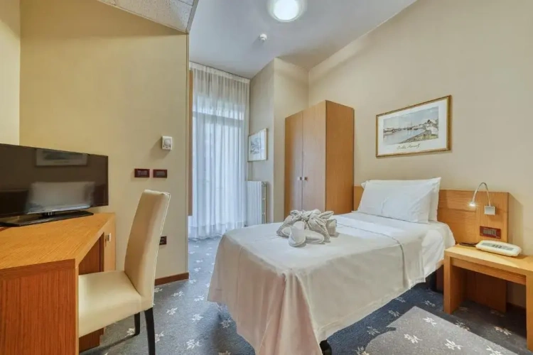 Standard Double room with balcony and with view