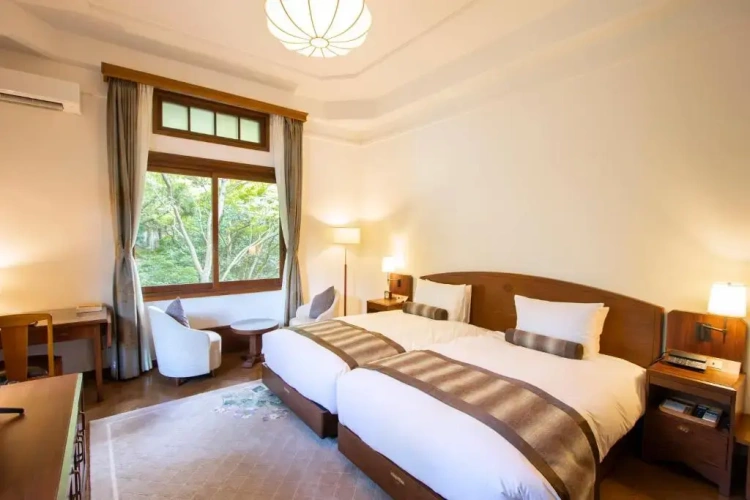 Deluxe Flower Palace Twin room