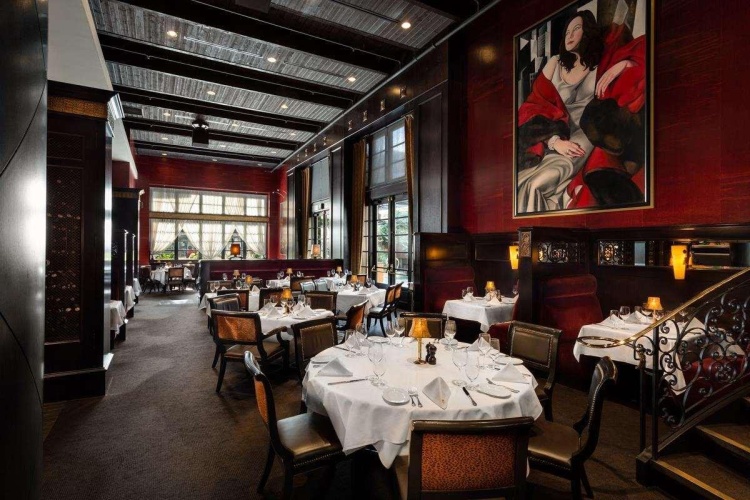 St. Regis photo 15