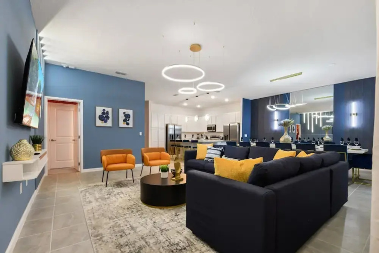 Lakeview Spacious 12br Themed Home Game/pool/spa