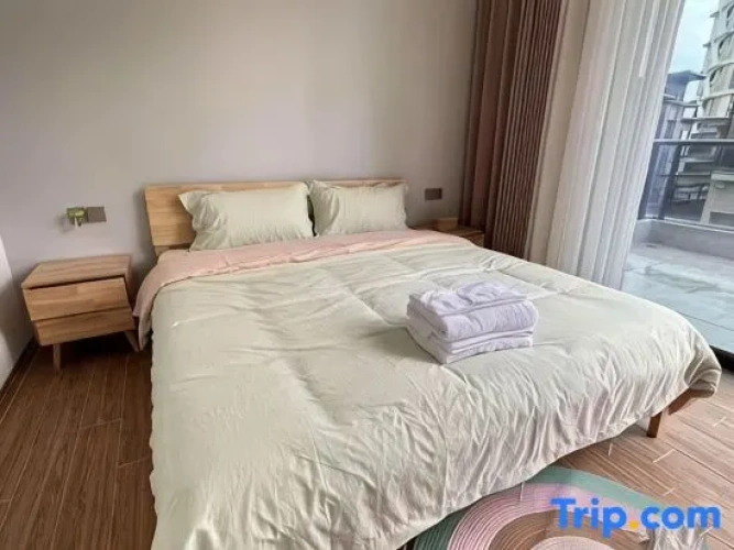 4 Bedrooms Villa