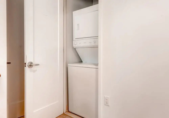 Global Luxury Suites at Kendall Square