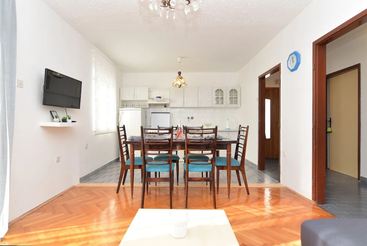 Apartment 608