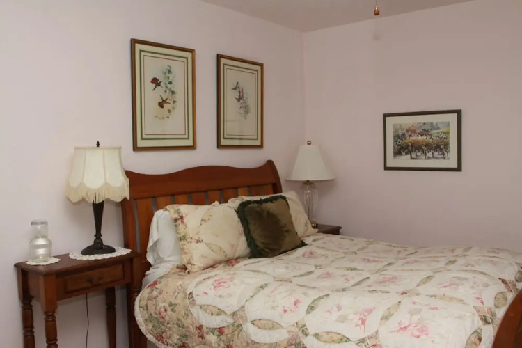 Bear Flag Inn