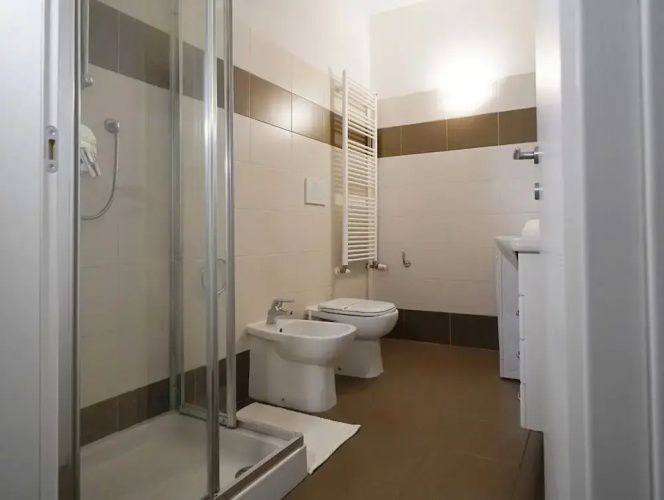 Modern Apt Next to M3 Metro, Milan